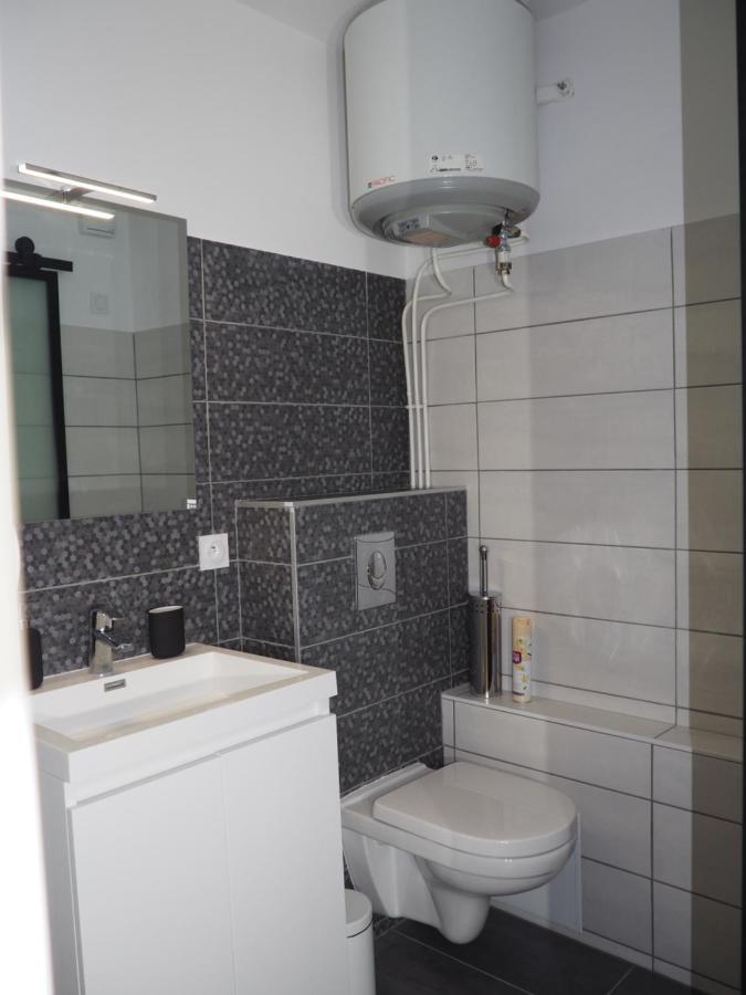 Le Millotet - Agreable Studio A 2 Mn Dijon Gare Экстерьер фото
